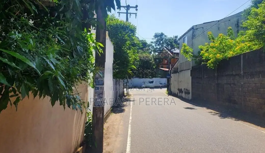 7 Perches Land for Sale in Nugegoda