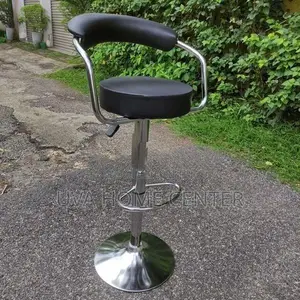 Black 319 Round Bar Chair
