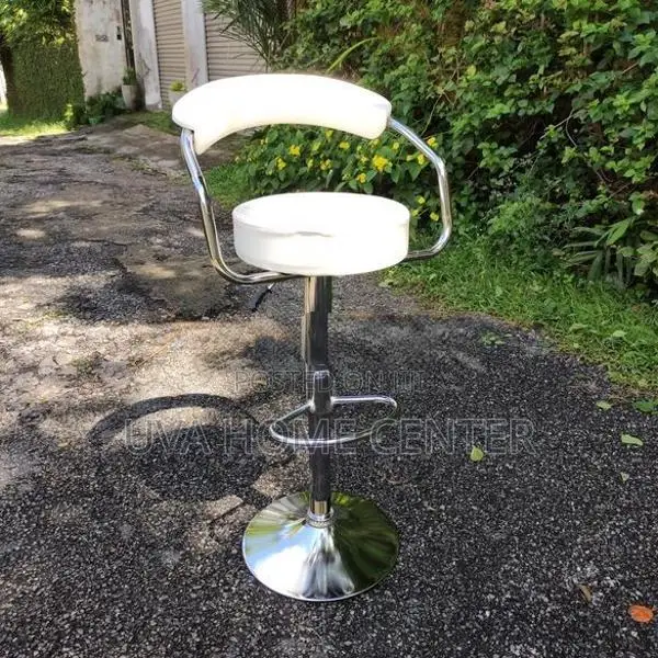 Black 319 Round Bar Chair