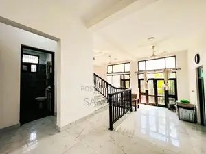 Well Maintained Luxury House Sale Athurugiriya