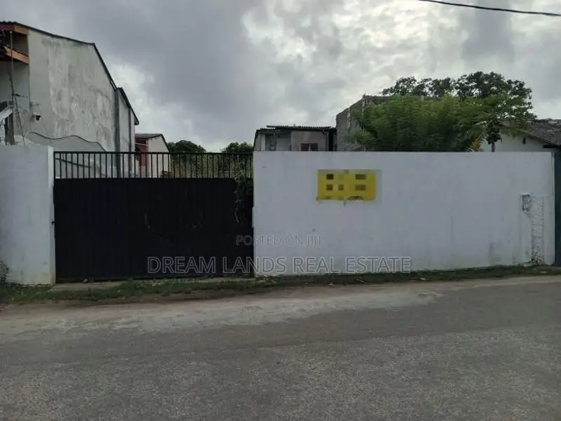 COMMERCIAL LAND FOR SALE IN BORELLA (SP720)