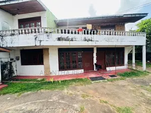 (NNI321) 2 Story house Sale At 15 Feet Pvt Rd Pagoda Nugegoda