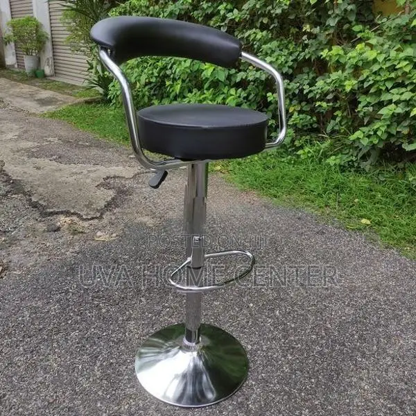 Black 319 Round Bar Chair