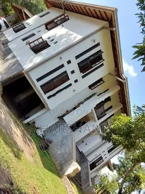 Spacious Bungalow facing Paddy Field, Close to Athurugiriya Highway