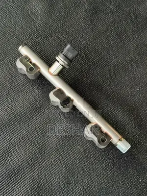Suzuki k10c fuel pressure sensor with rail (swift / balino/ vitara)