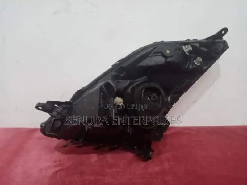 Toyota Prius W20 Head Light Rh