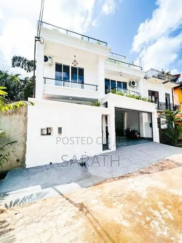 Brand New Super House Sale Battaramulla