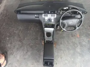 Mercedes Benz W203 C180 Compressor Dashboard