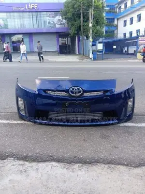 Toyota Prius (ZVW-30) Front Bumper Complete