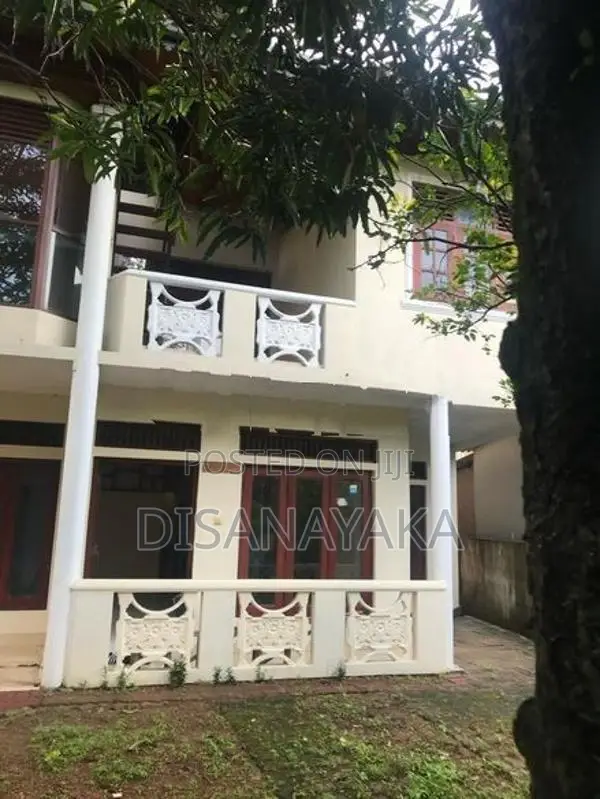 Two Story House for Sale Ds3737