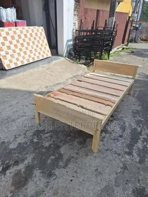 Single Wooden Beds 6×3 Ft