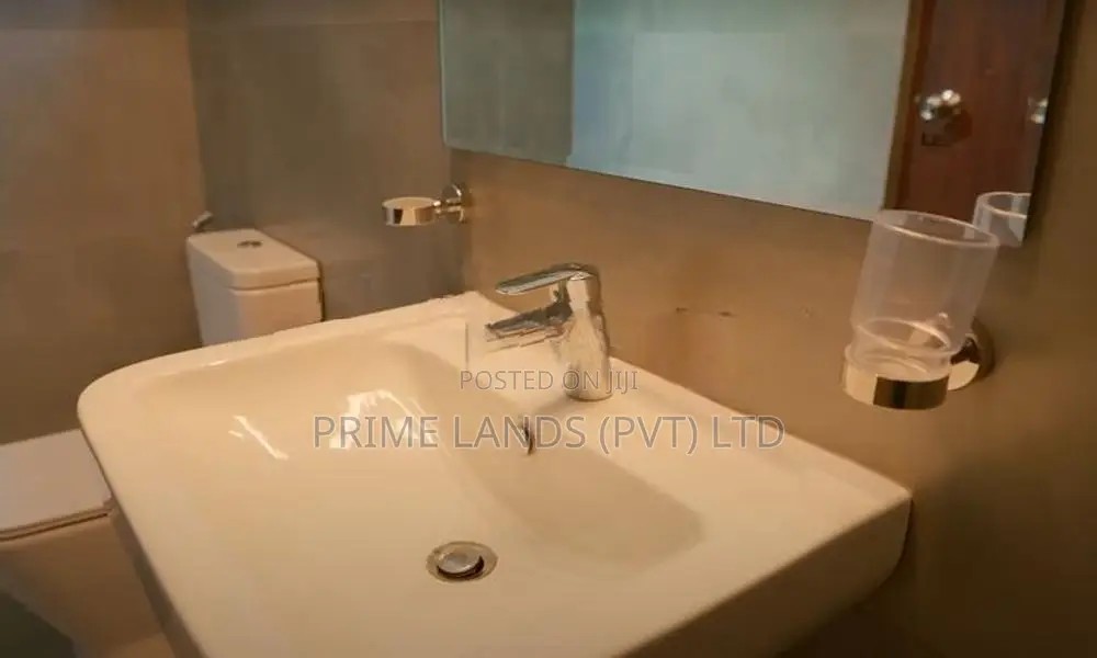 Luxury Villas Dalugama