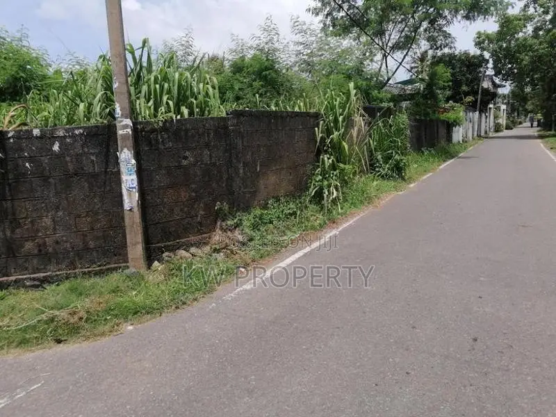 Land for sale in ratmalana
