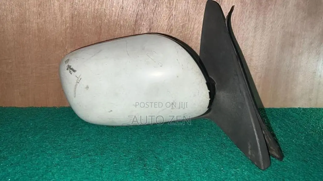 212 CARINA SIDE MIRROR