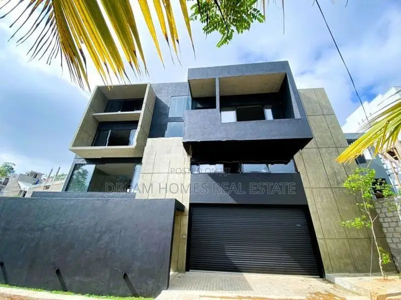 Luxury House for Sale in Malabe