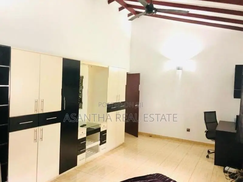 (AF53) 02 Storey House with 13 P Sale Pita Kotte
