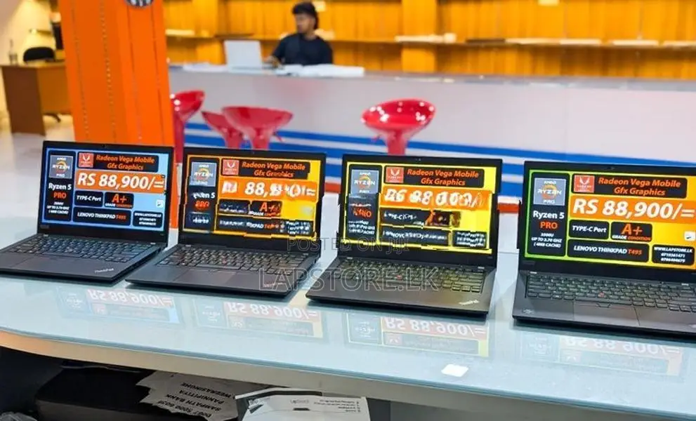 Lenovo ThinKPad T4955 Ryzen 5 PRO 8GB RAM Radeon GFX Graphics Lap