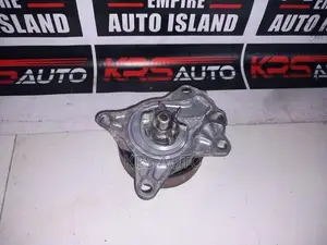 Toyota Vitz KSP 130 1 KR - Water Pump