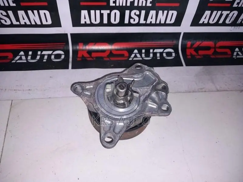 Toyota Vitz KSP 130 1 KR - Water Pump