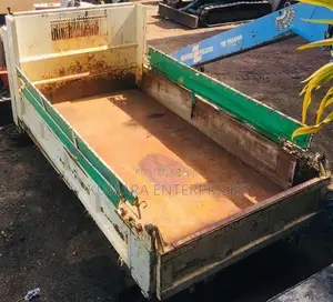 Isuzu Lorry Rear Deck