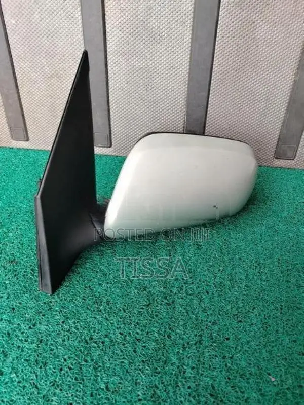 Toyota Passo KGC10 Side Mirror LH