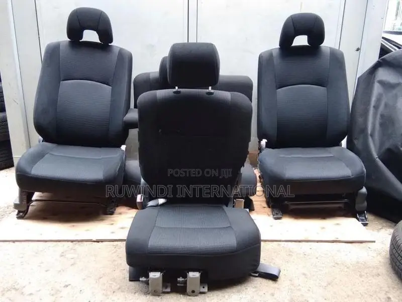 TOYOTA RUSH J210E SEAT SET