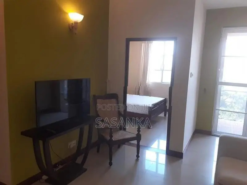 Colombo 5 Luxury Semi Furnished Apartment For Sale