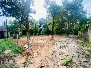 15P Land at Kandana – Close to Negombo Colombo Main Road