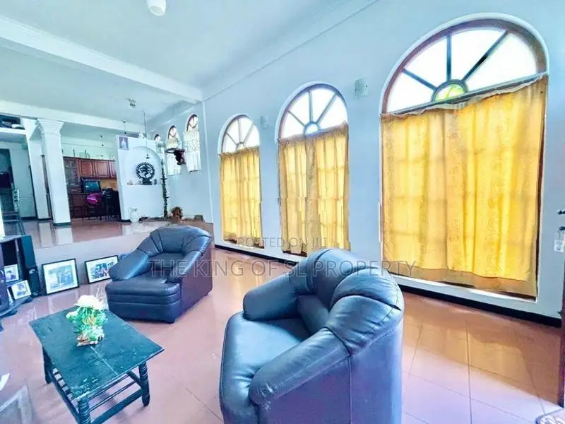 House for sale in Nugegoda