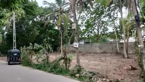 Commercial Land for Sale in Mirissa (SP741)