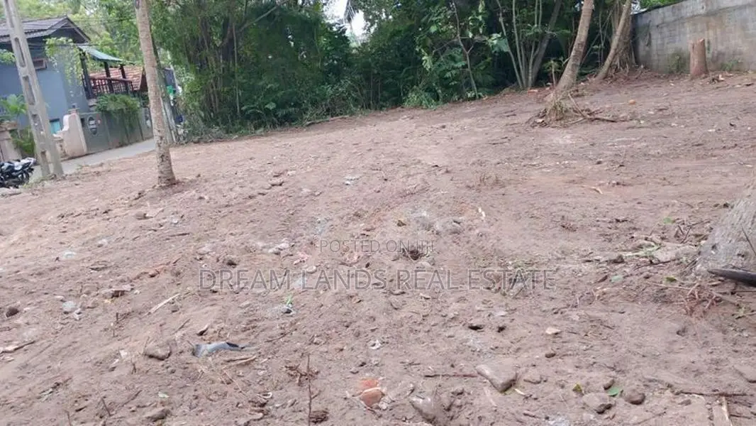 Commercial Land for Sale in Mirissa (SP741)