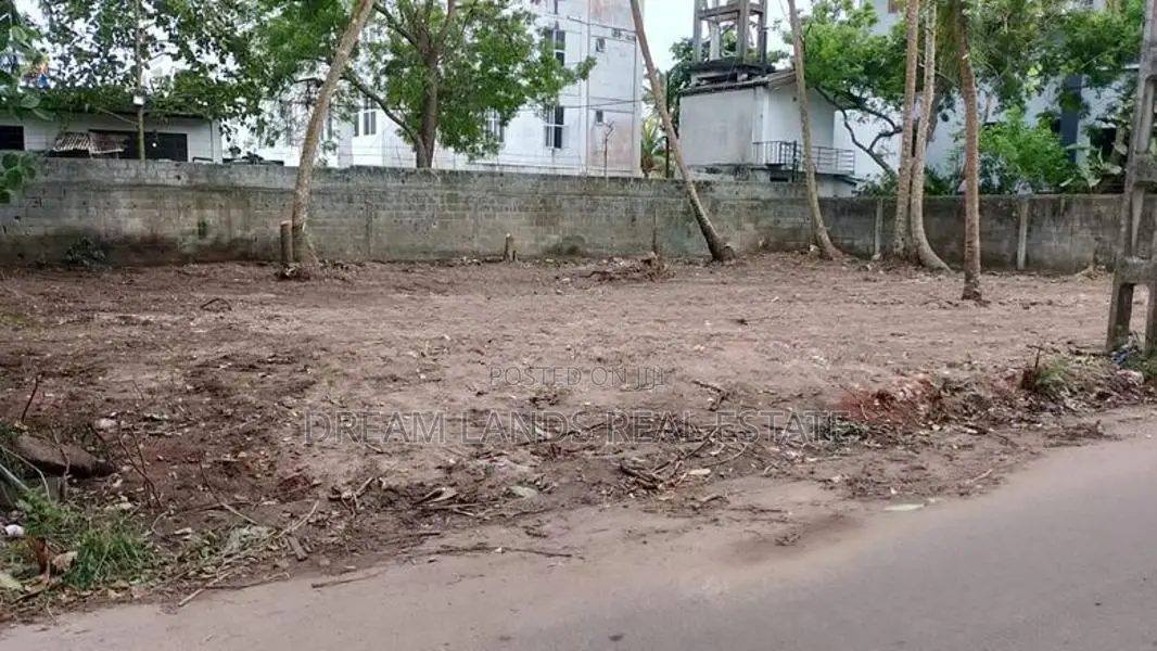 Commercial Land for Sale in Mirissa (SP741)