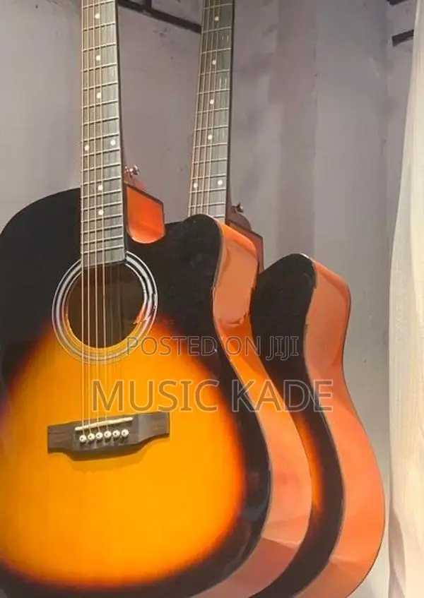 JUMBO SIZE ACOUSTIC GUITAR