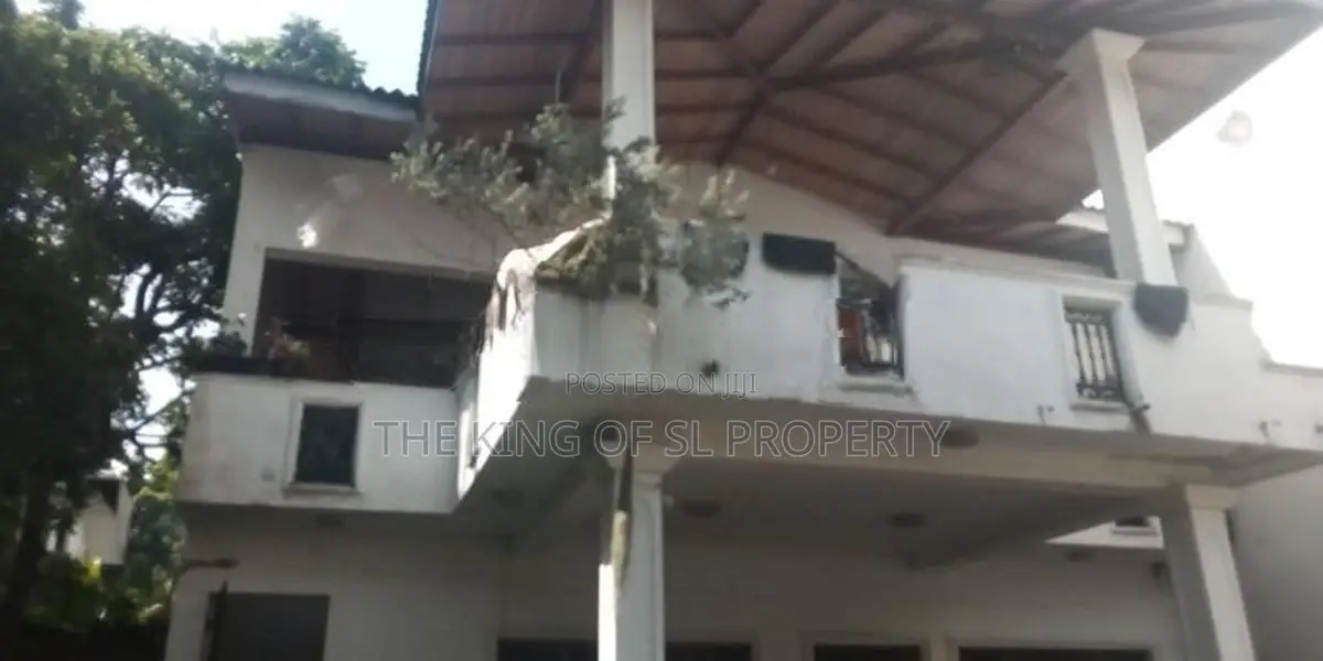 House for sale in Colombo 05