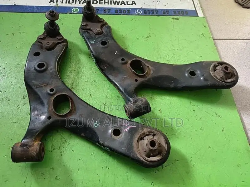 Toyota Prius 30 Right Side Lower Arm