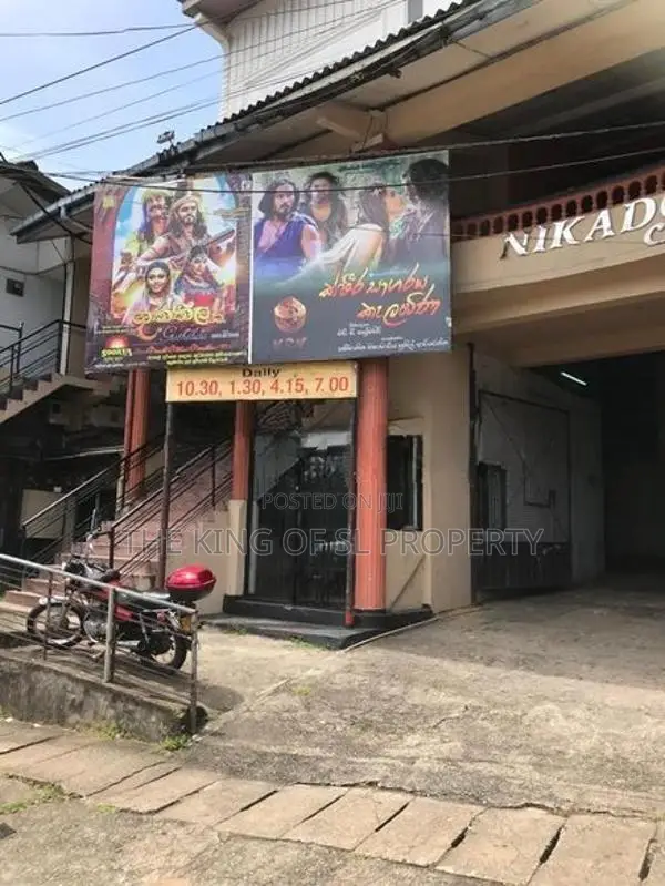 Building for sale in Kadawatha