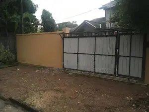 House for sale in Nugegoda