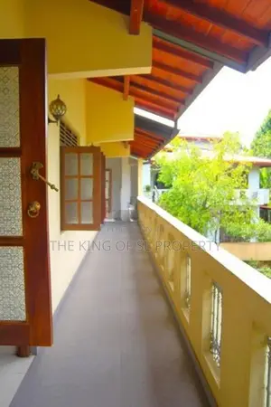 House for sale in Kottawa
