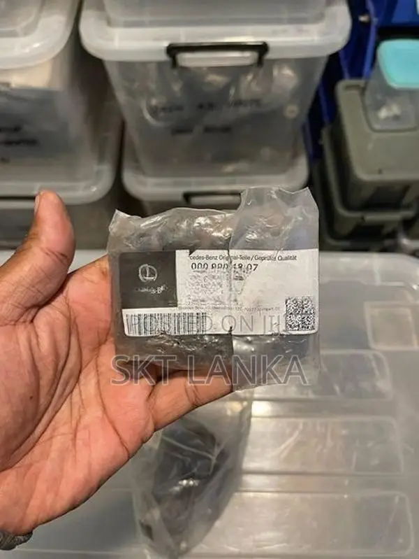 Genuine Mercedes E Class 2018 E200 E350e W213 alloy wheel bolts