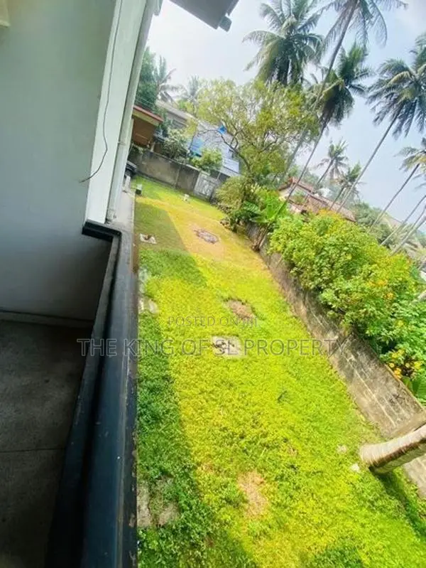 House for sale in Malabe ( Thalahena )
