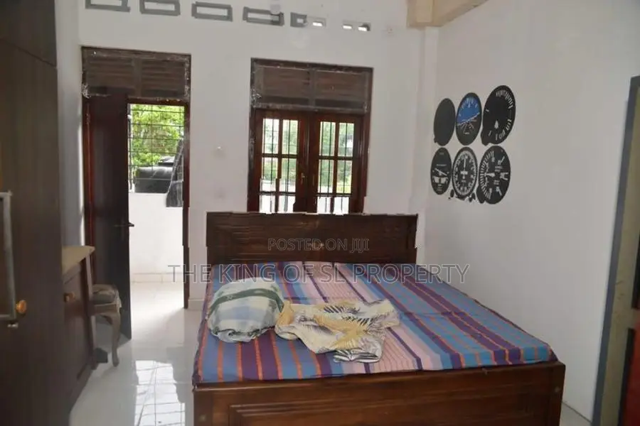House for sale in Rathmalana