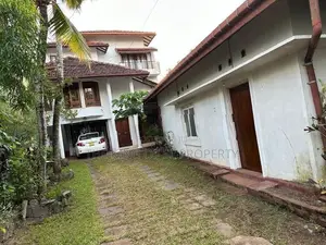House for sale in Kotte