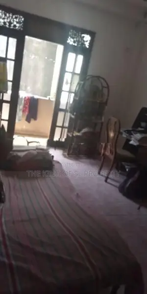 House for sale in Colombo 05