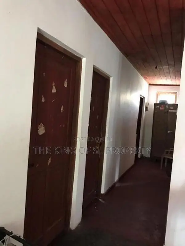 House for sale in Colombo 06