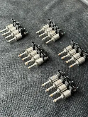 Toyota chr fuel injector (Recondition )