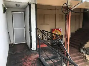 Building for sale in Kadawatha