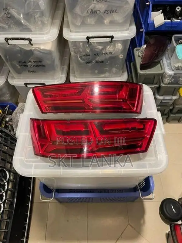 Genuine Audi Q7 4M 2018 Rear Led Lights