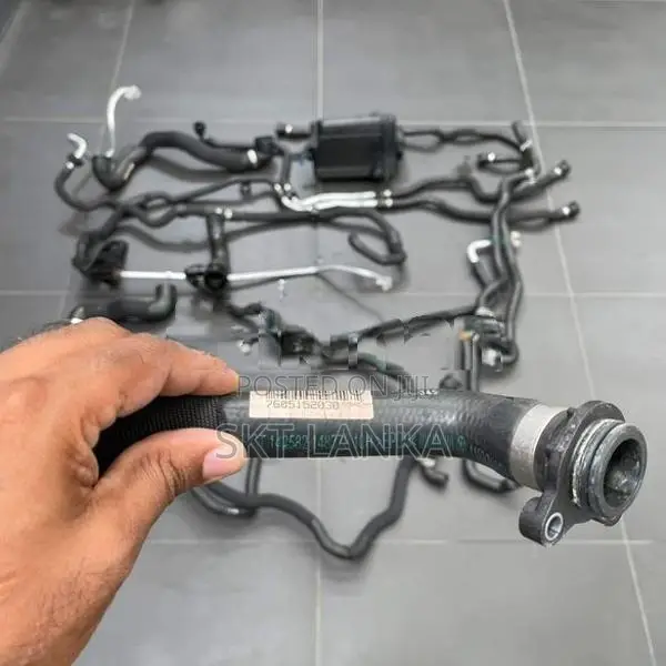 Genuine BMW Active 7 Hybrid F02 2014 radiator coolant pipes