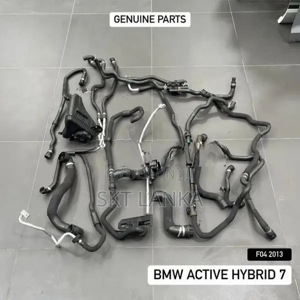 Genuine BMW Active 7 Hybrid F02 2014 radiator coolant pipes