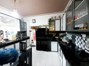 (AF75) 03 Storey House for Sale in Nugegoda